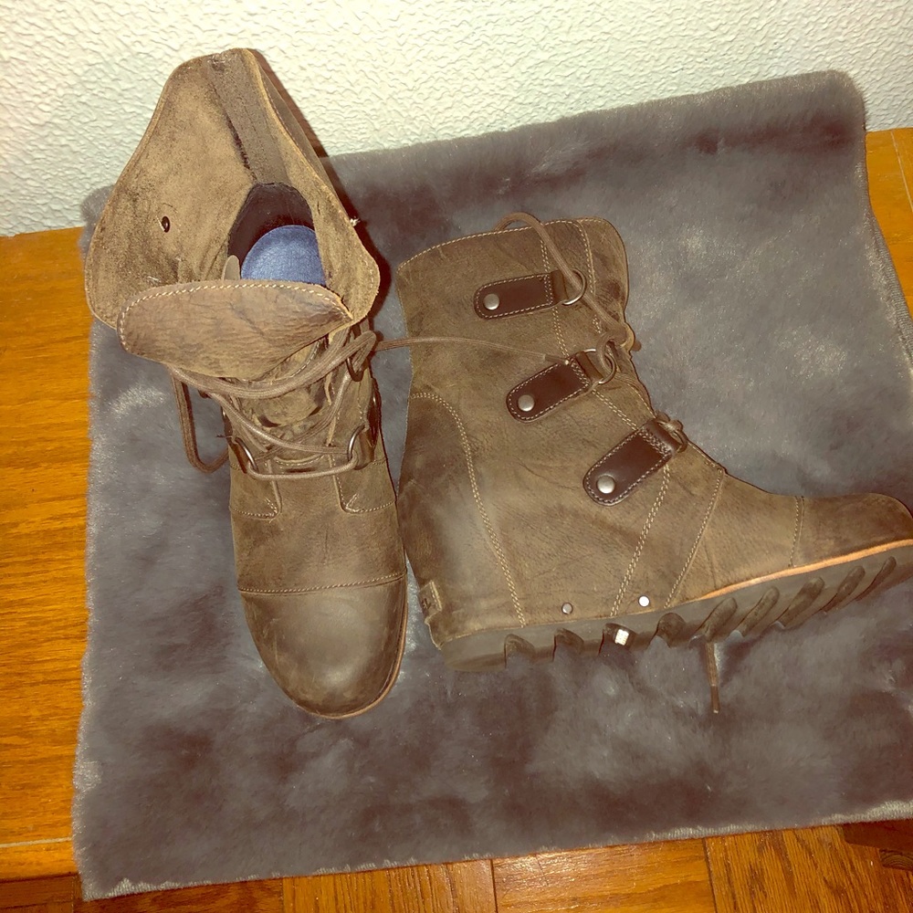 Winter boots